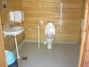 Skandinavisk Dyrepark Djursland - Toilet ved infocenter og Bjælkehytten
