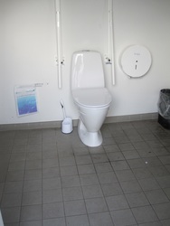 Samsølinjen - Kalundborg - Toilet på kajen