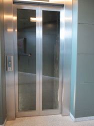 Keflavíkurflugvöllur - Hlið/Gate A/B