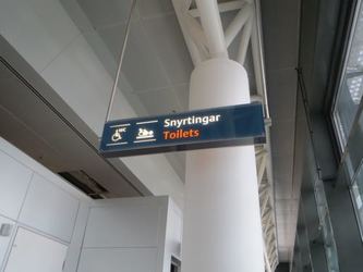 Keflavíkurflugvöllur - Snyrting við Saga Lounge