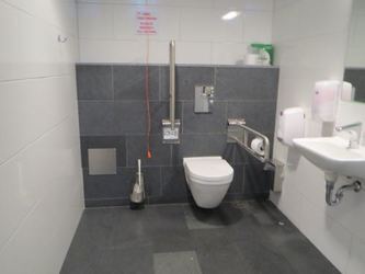 Keflavíkurflugvöllur - Snyrting við Saga Lounge