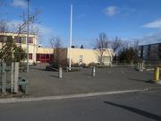 Hafnarfjörður - Öldutúnsskóli - Aðalinngangur og skrifstofur