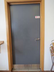 Íþróttamiðstöðin að Varmá - Afgreiðsla og wc