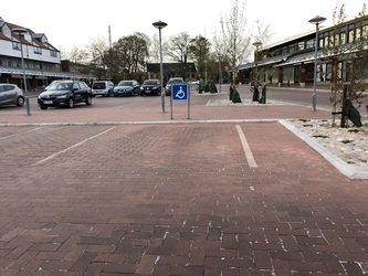 Handicapparkeringsplads ved Værløse Apotek