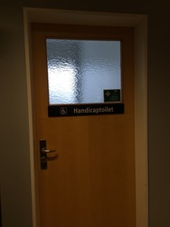 Glostrup Idrætspark - Hal 1 - 5. Handicaptoilet på 1. sal