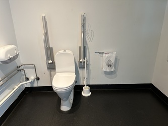 Birkerød Idrætscenter - Toilet på 1. sal