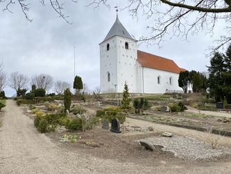 Ovsted Kirkegård og toiletfaciliteter