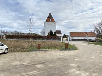 Hylke Kirkegård og toiletfaciliteter