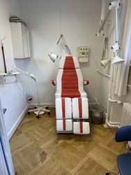 Hudklinikken v. Edgar Lauritzen