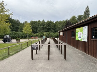Djurs Sommerland -  Parkering, indgang og rundt i parken