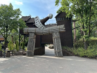 Djurs Sommerland -  Parkering, indgang og rundt i parken