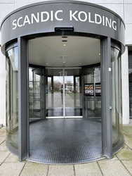 Scandic Kolding - Separat indgang til lokalerne Sif, Mjølner og Mimer