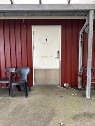 Hou Søsportcenter - Toilet ved badebro