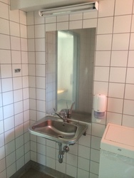 Hou Søsportcenter - Toilet ved badebro