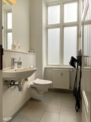 Speciallæge i øre, næse og halssygdomme Lars Sebbesen