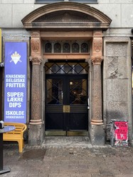 Øjenlæge Christoffer Ostri