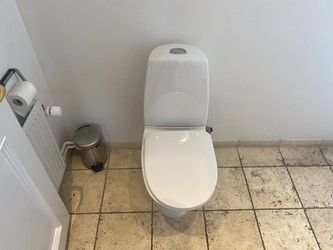 Øjenlæge Christoffer Ostri