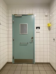 Billund Lufthavn - I forhallen - Toilet ved check-in/meeting point