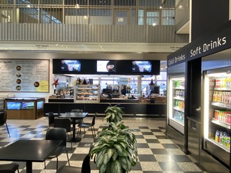 Billund Lufthavn - Cafeer og Lounges - Café Square