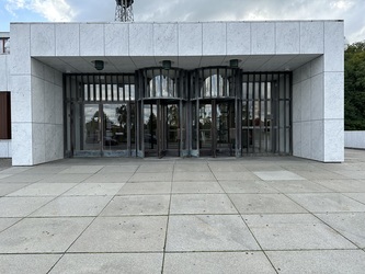 Kunsten -  Udstillingen