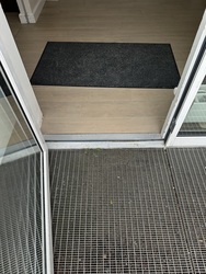 Randers Regnskov - Toilet i Frilandsgården