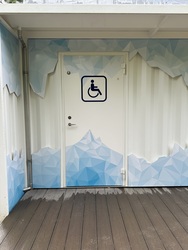 Randers Regnskov - Toilet udendørs ved Istid