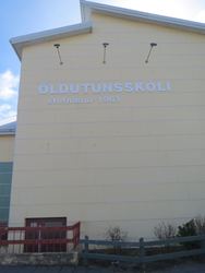 Hafnarfjörður - Öldutúnsskóli - Aðalinngangur og skrifstofur
