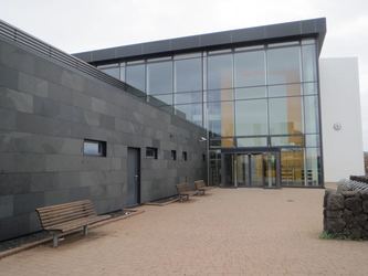 Hafnarfjörður - Hraunvallaskóli - íþróttahús - Búningsklefi fyrir fatlaða