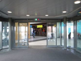 Keflavíkurflugvöllur - Brottför/Departure