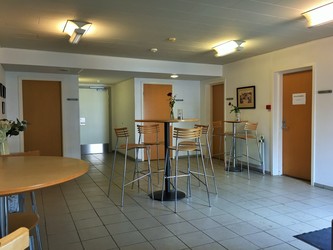 Danhostel Faxe - Hovedbygning - Handicaptoilet i forhal