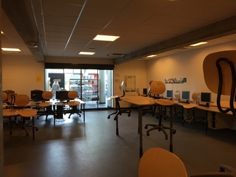 Hørsholm Skole -  2. Bygning B - Skolebibliotek og IT-rum