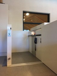 Løvel Hallen