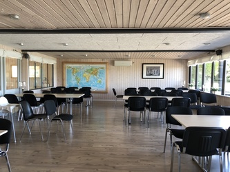 Verdenskortet v Klejtrup Sø - Møde og Festlokaler i hovedbygningen
