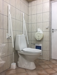 Verdenskortet v Klejtrup Sø - Toiletfaciliteter i Sørensminde