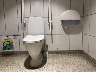 Københavns Lufthavn - Terminal 2 - Toilet ved Norwegian tjek in