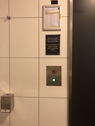 Københavns Lufthavn - Toilet (efter security) i Terminal 3 ved Lagkagehuset