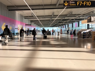 Københavns Lufthavn - Toilet (efter security) ved gate F7