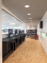 Mosaikken - 1. Bibliotek - via hovedindgang