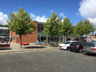 Mosaikken - 2. Bibliotek - via alternativ indgang