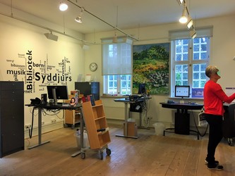 Hornslet Bibliotek og Borgerservice - 1. Bibliotek