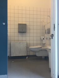 Off. toilet på Kaløtorvet