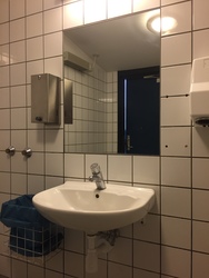 Off. toilet ved Brohus Skødshoved