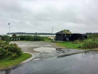 Off. toilet ved stranden i Rodskov