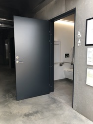Naturkraft - Toilet ved cafeen på 1. sal i udstillingen