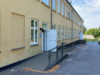 Lille Værløse Skole - Jonstrup Gl. Seminarium - Indskoling 0 - 2 klasse - Handicaptoilet