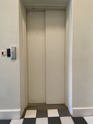 Lille Værløse Skole - Jonstrup Gl. Seminarium - Indskoling 0 - 2 klasse - Handicaptoilet