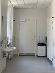 Lille Værløse Skole - Jonstrup Gl. Seminarium - Indskoling 0 - 2 klasse - Handicaptoilet