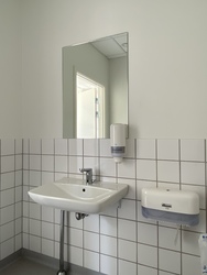 Lille Værløse Skole - Jonstrup Gl. Seminarium - Indskoling 0 - 2 klasse - Handicaptoilet