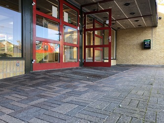 Kratbjergskolen afd Ravnsholt -  Hovedbygningen