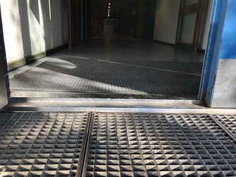 Kratbjergskolen afd Ravnsholt -  Hovedbygningen